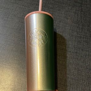 Bnwt. Starbuck SS Christmas tumbler